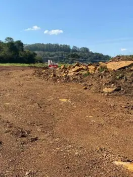 Imagem do anúnio: Vendo terreno / lote / condomínio em Concórdia , Santa Catarina no bairro Suruvi
