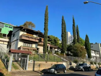 Imagem do anúnio: Vendo casa em Concórdia , Santa Catarina no bairro Jardim