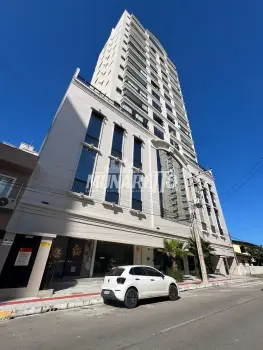 Imagem do anúnio: Vendo apartamento em Itapema , Santa Catarina no bairro Meia Praia