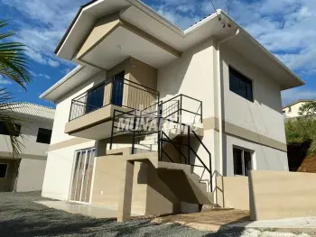 Imagem do anúnio: Alugo casa em Concórdia , Santa Catarina no bairro Itaíba