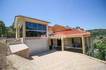 Imagem do anúnio: Vendo casa em Ipira , Santa Catarina no bairro Dos Estudantes