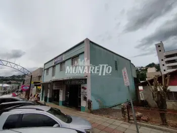 Imagem do anúnio: Vendo prédio inteiro em Capinzal , Santa Catarina no bairro Centro