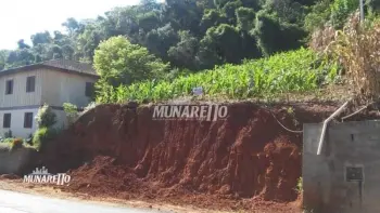 Imagem do anúnio: Vendo terreno / lote / condomínio em Piratuba , Santa Catarina no bairro Centro