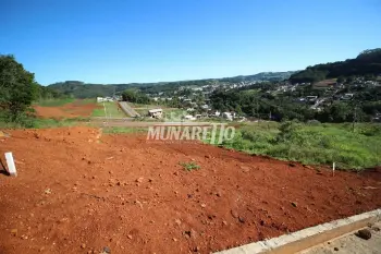 Imagem do anúnio: Vendo terreno / lote / condomínio em Ipira , Santa Catarina no bairro Centro