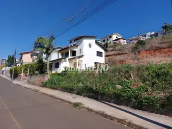 Imagem do anúnio: Vendo terreno / lote / condomínio em Concórdia , Santa Catarina no bairro Parque de Exposições