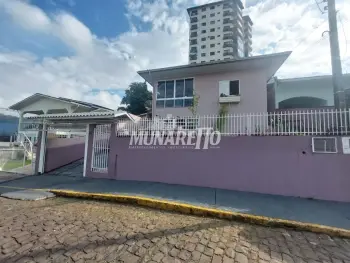 Imagem do anúnio: Vendo casa em Concórdia , Santa Catarina no bairro Centro
