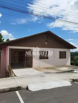 Imagem do anúnio: Vendo casa em Concórdia , Santa Catarina no bairro Petrópolis