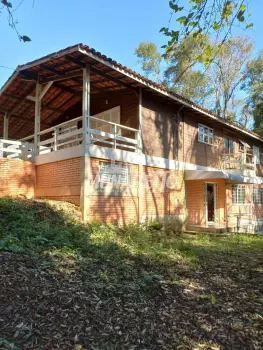 Imagem do anúnio: Vendo casa em Concórdia , Santa Catarina no bairro Imigrantes