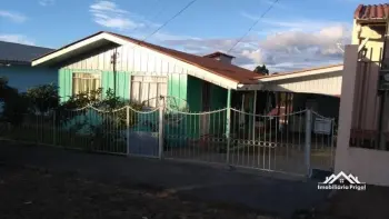 Imagem do anúnio: Vendo casa em Fraiburgo , Santa Catarina no bairro Centro