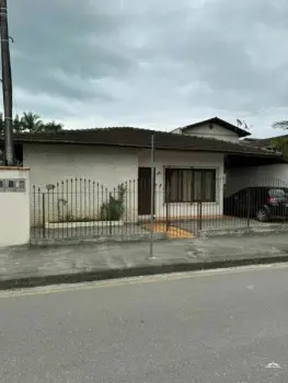 Imagem do anúnio: Vendo casa em Brusque , Santa Catarina no bairro Santa Terezinha