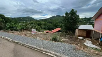 Imagem do anúnio: Vendo terreno / lote / condomínio em Ipira , Santa Catarina no bairro Dos Estudantes