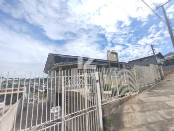 Imagem do anúnio: Alugo casa em Caçador , Santa Catarina no bairro Bom Jesus