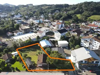 Imagem do anúnio: Vendo terreno / lote / condomínio em Treze Tílias , Santa Catarina no bairro Centro