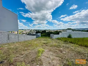 Imagem do anúnio: Vendo terreno / lote / condomínio em Herval D'Oeste , Santa Catarina no bairro Loteamento Trevisan