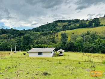 Imagem do anúnio: Vendo fazenda / sítio / chácara em Herval D'Oeste , Santa Catarina no bairro Interior