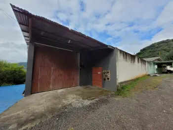 Imagem do anúnio: Alugo galpão / depósito / armazém em Joaçaba , Santa Catarina no bairro Menino Deus