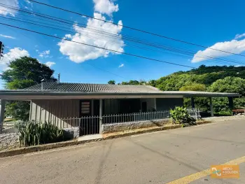 Imagem do anúnio: Alugo casa em Herval D'Oeste , Santa Catarina no bairro Centro