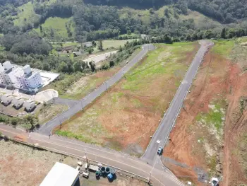 Imagem do anúnio: Vendo terreno / lote / condomínio em Luzerna , Santa Catarina no bairro Empresarial