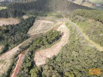 Imagem do anúnio: Vendo terreno / lote / condomínio em Água Doce , Santa Catarina no bairro Interior