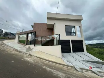 Imagem do anúnio: Vendo casa em Caçador , Santa Catarina no bairro Berger