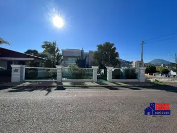 Imagem do anúnio: Vendo casa em Luzerna , Santa Catarina no bairro Centro