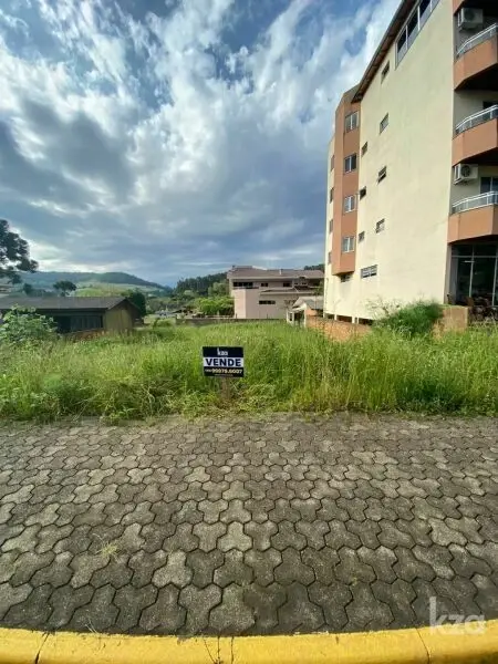 Imagem do anúnio: Vendo terreno / lote / condomínio em Iomerê , Santa Catarina no bairro Centro