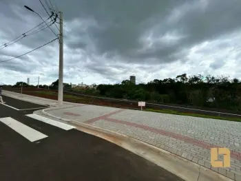 Imagem do anúncio: Vendo terreno / lote / condomínio em Chapecó , Santa Catarina no bairro Jardins Lunardi