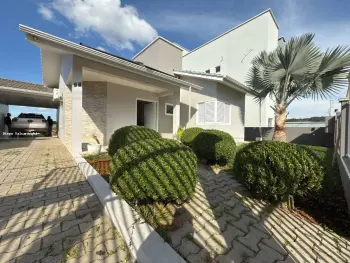 Imagem do anúnio: Vendo casa em Concórdia , Santa Catarina no bairro Guilherme Reich