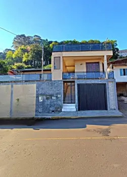 Imagem do anúnio: Vendo casa em Videira , Santa Catarina no bairro Floresta