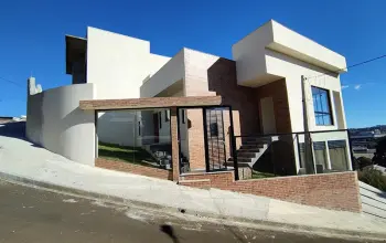 Imagem do anúnio: Vendo casa em Caçador , Santa Catarina no bairro Berger