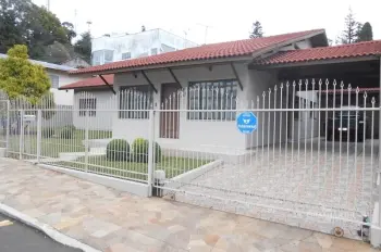 Imagem do anúnio: Vendo casa em Caçador , Santa Catarina no bairro Centro