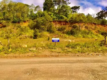 Imagem do anúnio: Vendo terreno / lote / condomínio em São Cristóvão Do Sul , Santa Catarina no bairro Pocinho