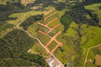 Imagem do anúnio: Vendo terreno / lote / condomínio em Água Doce , Santa Catarina no bairro Centro