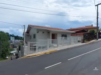 Imagem do anúnio: Alugo casa em Videira , Santa Catarina no bairro Santa Tereza