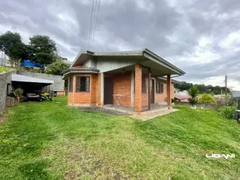Imagem do anúnio: Vendo casa em Caçador , Santa Catarina no bairro Berger