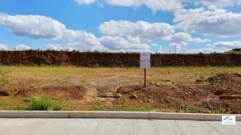 Imagem do anúnio: Vendo terreno / lote / condomínio em Caçador , Santa Catarina no bairro Champagnat