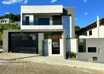 Imagem do anúnio: Vendo casa em Videira , Santa Catarina no bairro Cantú