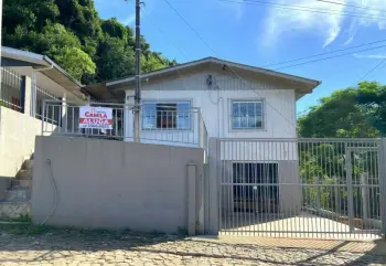 Imagem do anúnio: Alugo casa em Videira , Santa Catarina no bairro De Carli