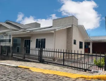 Imagem do anúnio: Vendo casa em Pinheiro Preto , Santa Catarina no bairro Tranquilo Guzzi