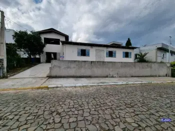 Imagem do anúnio: Vendo casa em Videira , Santa Catarina no bairro Aeroporto