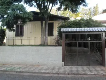 Imagem do anúnio: Alugo para temporada casa em Piratuba , Santa Catarina no bairro Balneário