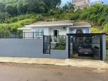 Imagem do anúnio: Vendo casa em Videira , Santa Catarina no bairro Floresta