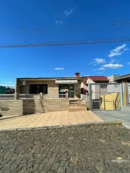 Imagem do anúnio: Vendo casa em Videira , Santa Catarina no bairro Jardim Canadá