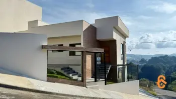 Imagem do anúnio: Vendo casa em Caçador , Santa Catarina no bairro Berger