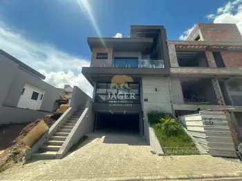 Imagem do anúnio: Vendo casa de condomínio em Curitiba , Paraná no bairro Bairro Alto