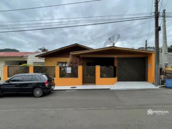 Imagem do anúnio: Vendo casa em Herval D'Oeste , Santa Catarina no bairro Centro