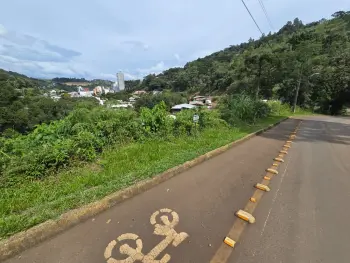 Imagem do anúnio: Vendo casa em Seara , Santa Catarina no bairro Centro