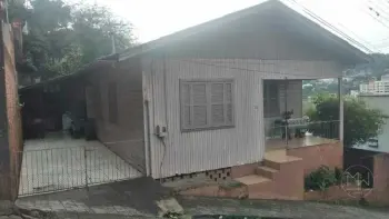 Imagem do anúnio: Vendo casa em Joaçaba , Santa Catarina no bairro Centro