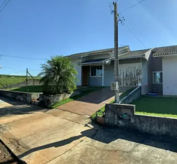 Imagem do anúnio: Vendo casa em Pinhalzinho , Santa Catarina no bairro Nova Divinéia