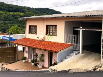 Imagem do anúnio: Vendo casa em Ouro , Santa Catarina no bairro Parque Jardim Ouro